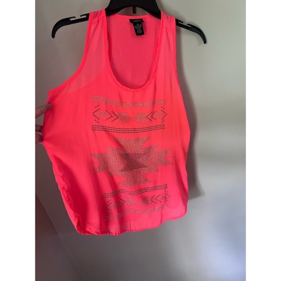 Bright hot Pink Sheer Tribal Aztec racer back Embellished Tank Top Size Medium - Picture 4 of 13
